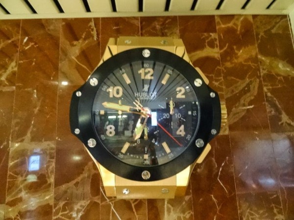 ROLEXの掛け時計