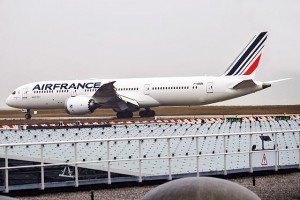 Par Anna Zvereva from Tallinn, Estonia — Air France, F-HRBA, Boeing 787-9 Dreamliner, CC BY-SA 2.0, https://commons.wikimedia.org/w/index.php?curid=56521136