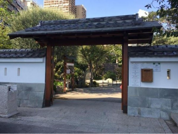 モナコ日本庭園１