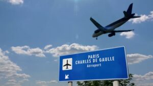パリ五輪開会式を目前に、パリ空港職員17日にスト